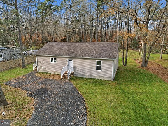 3rd image of 897 Horsepen Rd