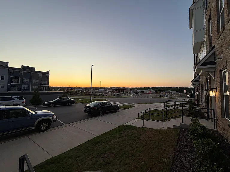 618 Market Grove Dr #100 — Photo 18
