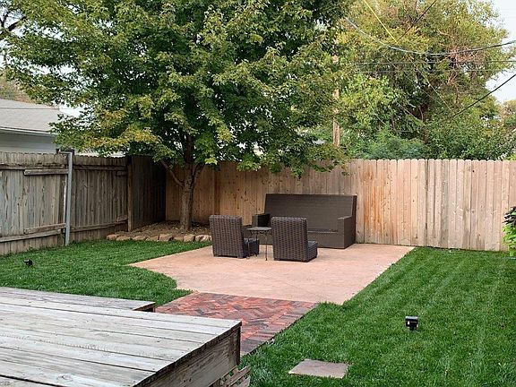 Fully fenced, well manicured space. The back yard is ideal for entertaining and relaxing.