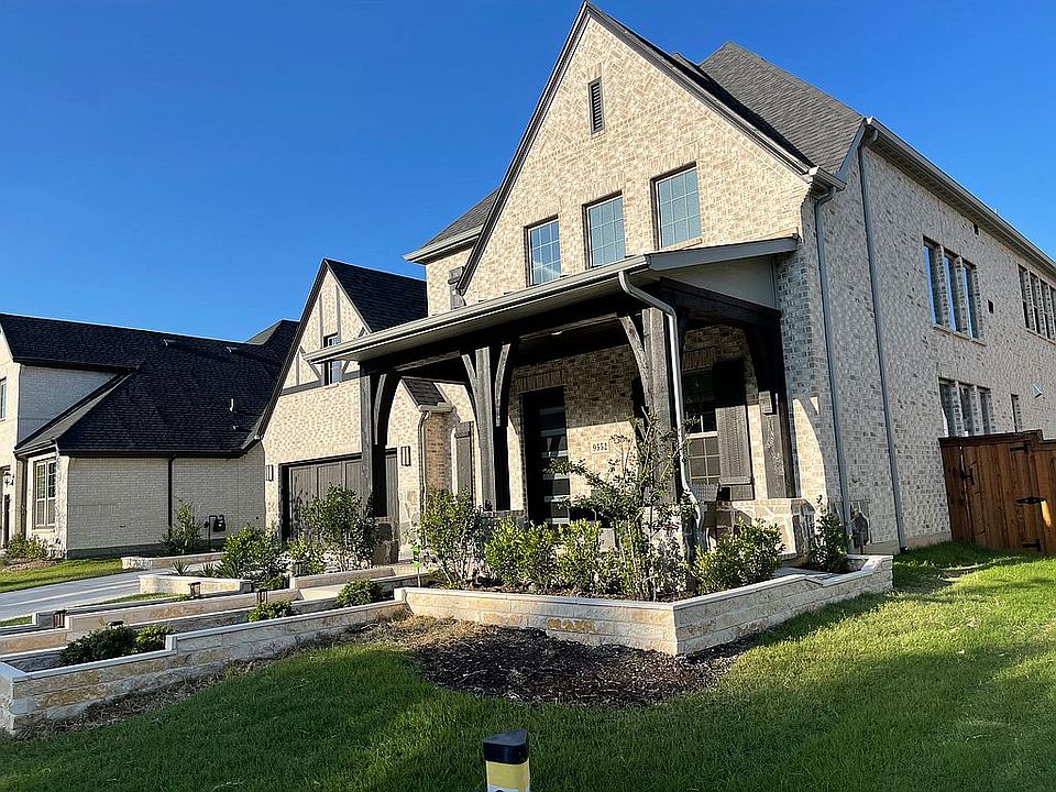1st image of 9552 Woodford Ln