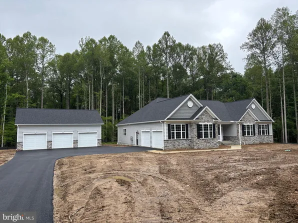 25055 Preston Ct, Hollywood, MD 20636