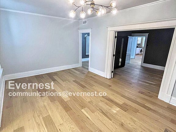 5th image of 4166 Russell Blvd #2