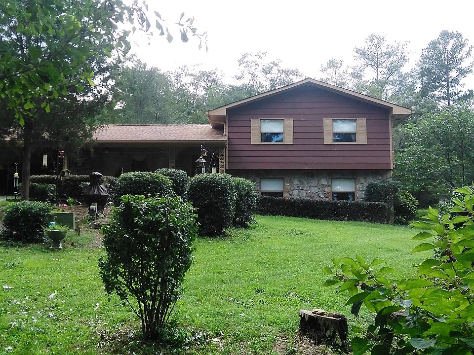 2nd image of 3535 Wade Rd