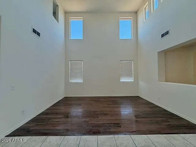 17954 W Raymond St — Photo 36