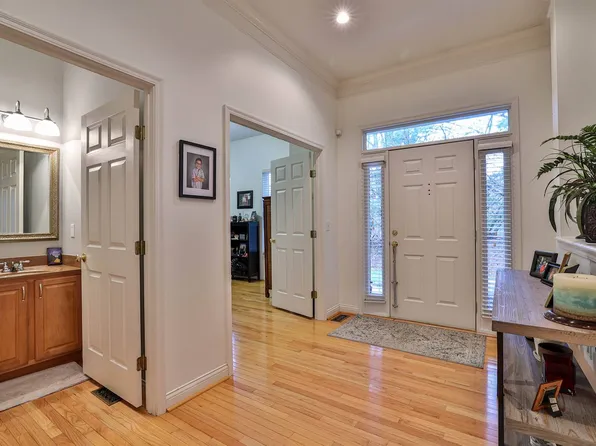 11633 Chancery Ln, Cincinnati, OH 45249