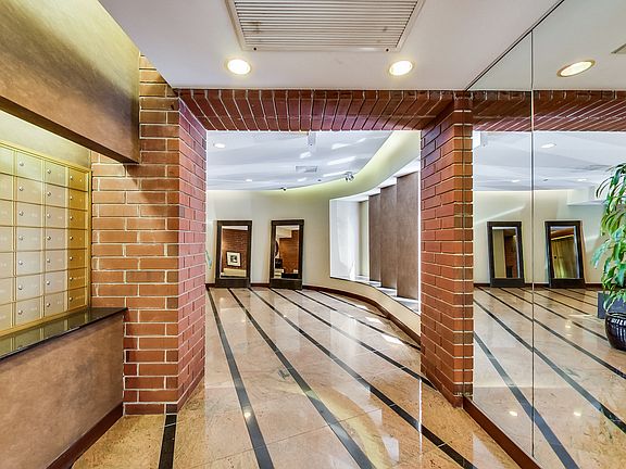 3rd image of 350 W Belden Ave APT 508