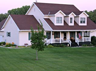 8921 Edwin Ln, Lincoln, NE 68517