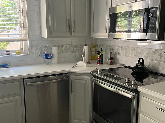 4th image of 6225 Gerdts Dr