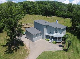 2402 N Berrys Chapel Rd, Franklin, TN 37069