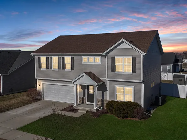 9906 Richmond Ave, Cedar Lake, IN 46303