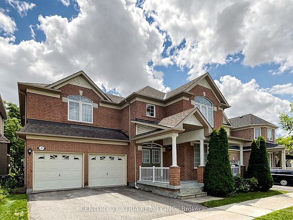 2nd image of 3 King Henry Dr