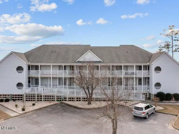 105 Harbour Watch Court, Belhaven, NC 27810