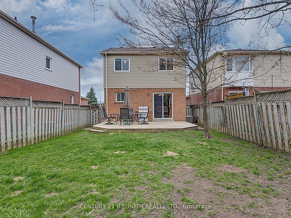 5th image of 107 Laidlaw Dr