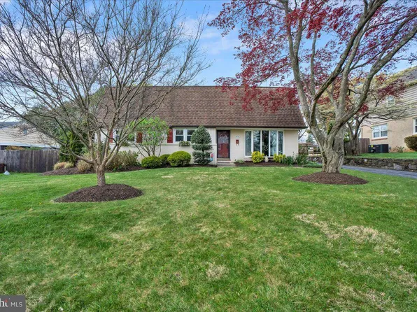 2978 Eastburn Ave, Broomall, PA 19008