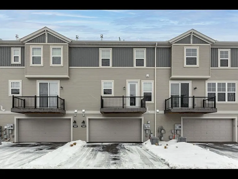7695 77th Pl — Photo 32