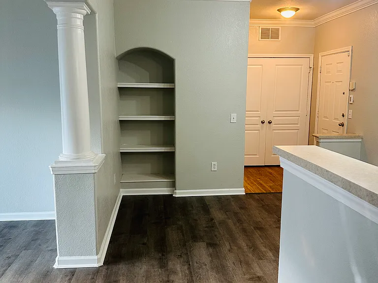 8290 Gate Pkwy W #907 — Photo 29