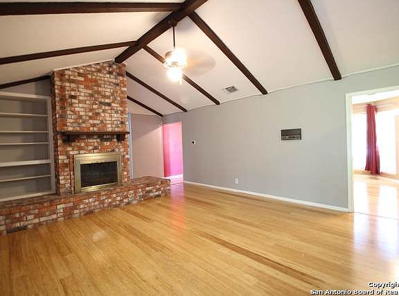 5th image of 1911 Oakline Dr