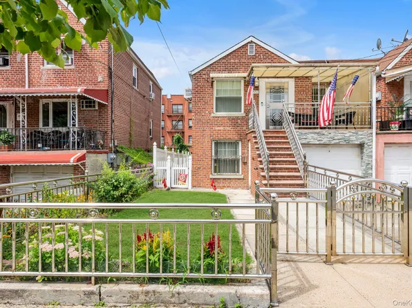 2711 Young Avenue, Bronx, NY 10469