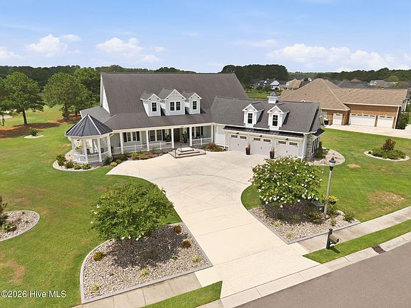 2nd image of 9207 Oldfield Road NW