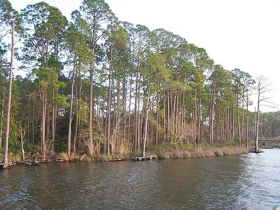 4th image of 287 Magnolia Bay Dr