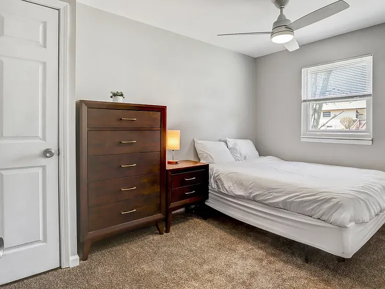 3018 Lyme St — Photo 10