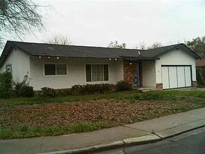 1905 Fairfax Ave photo 1
