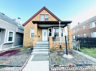 3422 Carpenter St, Hamtramck, MI 48212