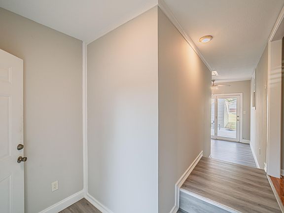 4th image of 2221 Clay St