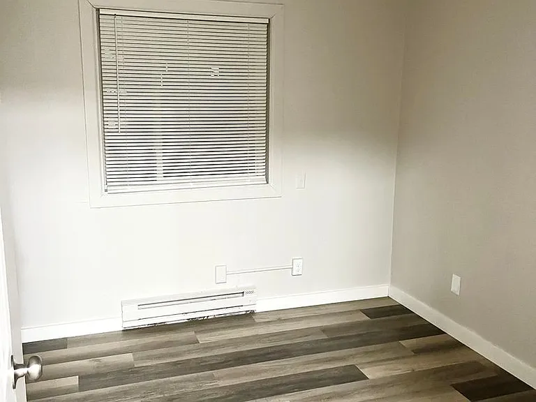 Cedar Crest Apartments — Photo 14