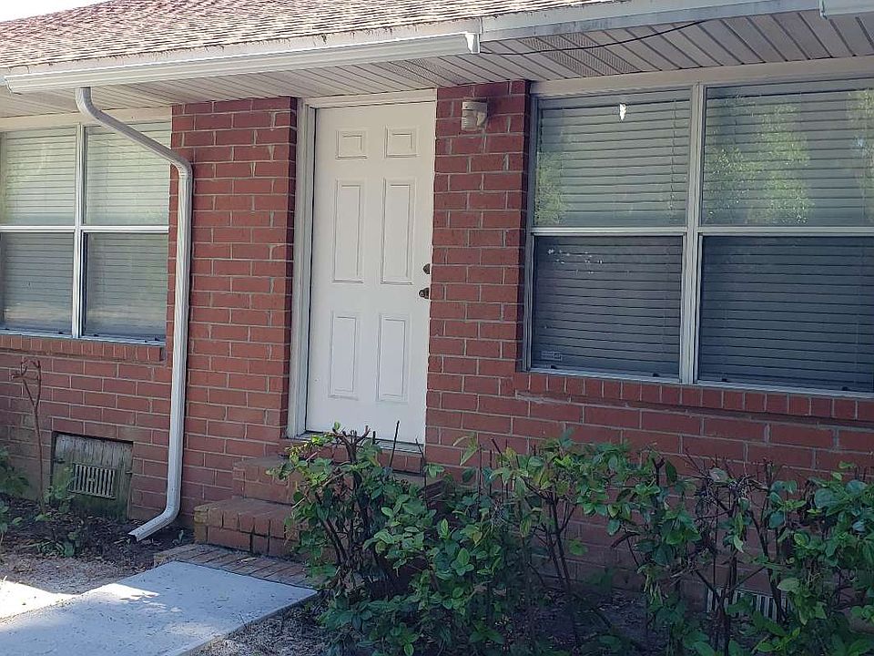 1st image of 449-1 SE Baya Ave