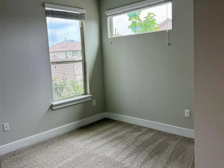 7403 Pantherpaw St — Photo 5