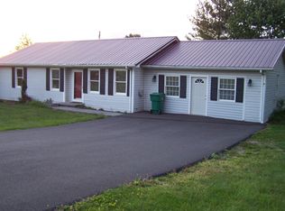 19033 Tate Dr, Abingdon, VA 24210