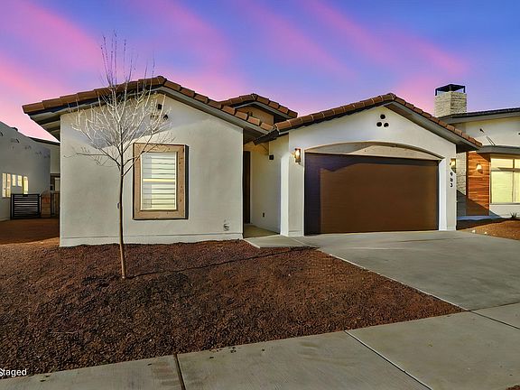 4th image of 945 Ada Ln