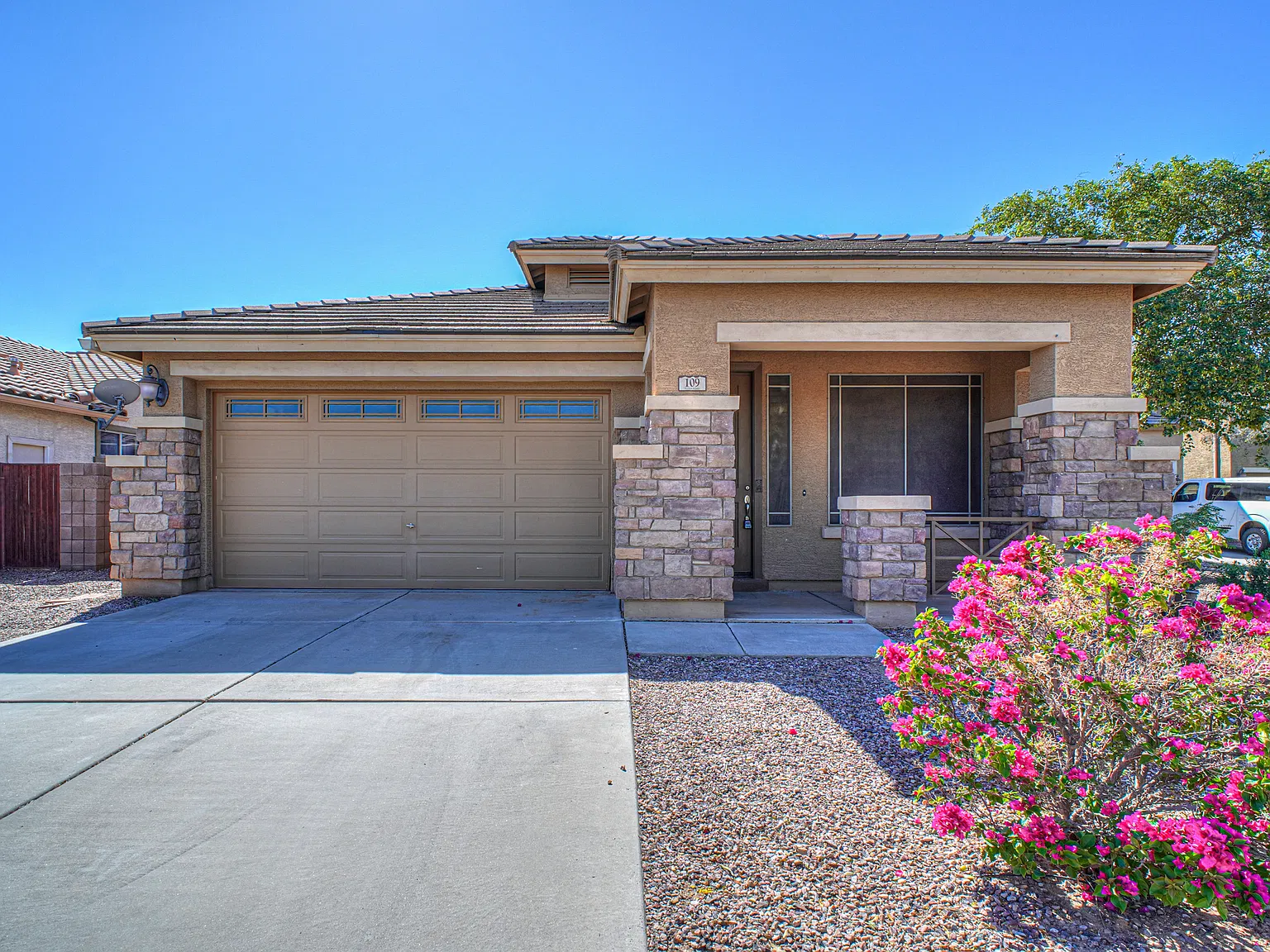 3 bed, 1850 sqft, $1,700 — Photo 1