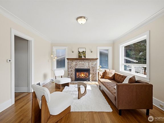 4th image of 1011 High Avenue