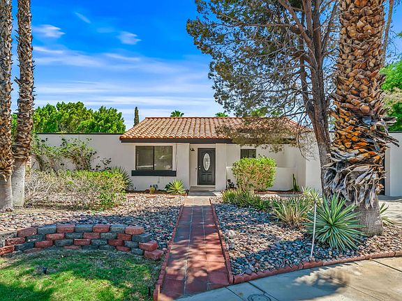 3rd image of 1351 E Luna Way