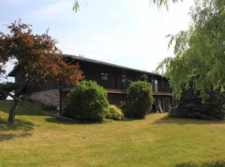 12580 Us Highway 31 N, Charlevoix, MI 49720