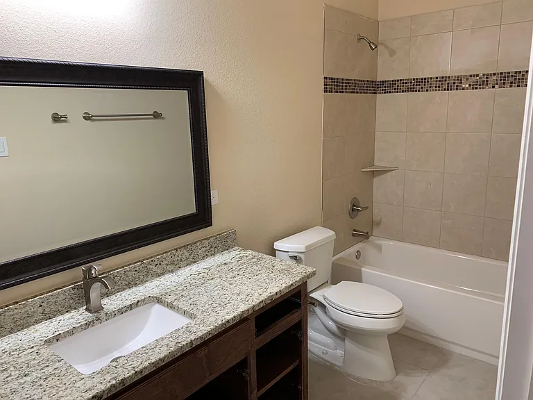 1707 Leann Ln — Photo 24