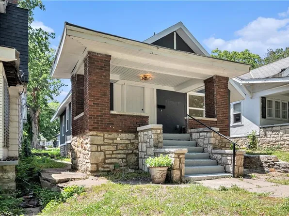 4036 Benton Blvd, Kansas City, MO 64130