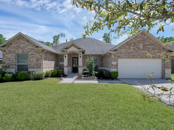 2051 Brookmont Dr, Conroe, TX 77301