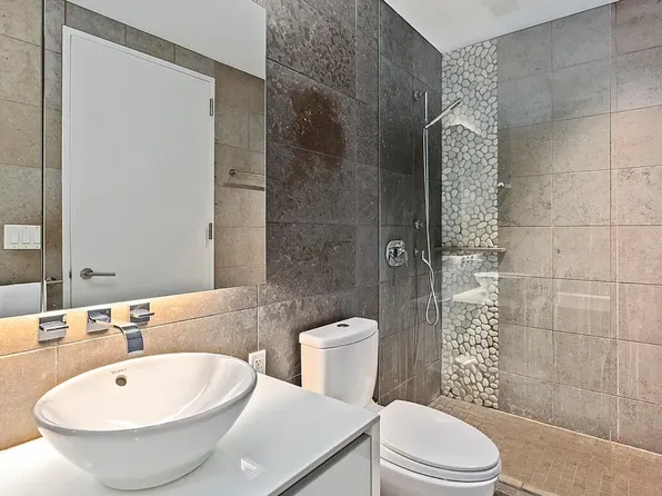 247 West 46th Street image 2 of 5