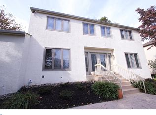 1304 Bobarn Dr, Narberth, PA 19072