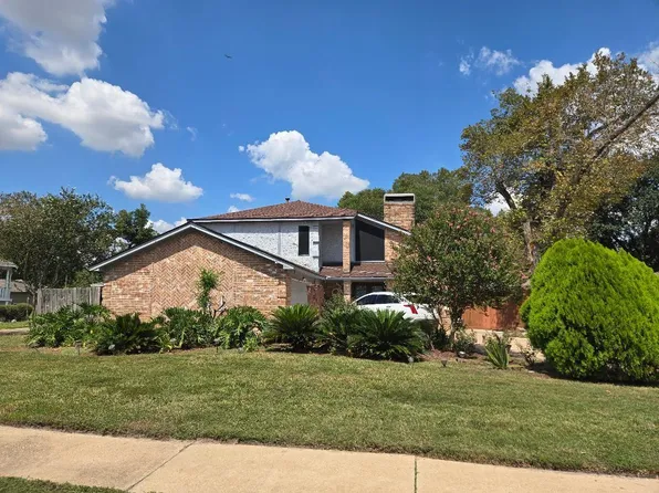 16526 De Lozier St, Jersey Village, TX 77040