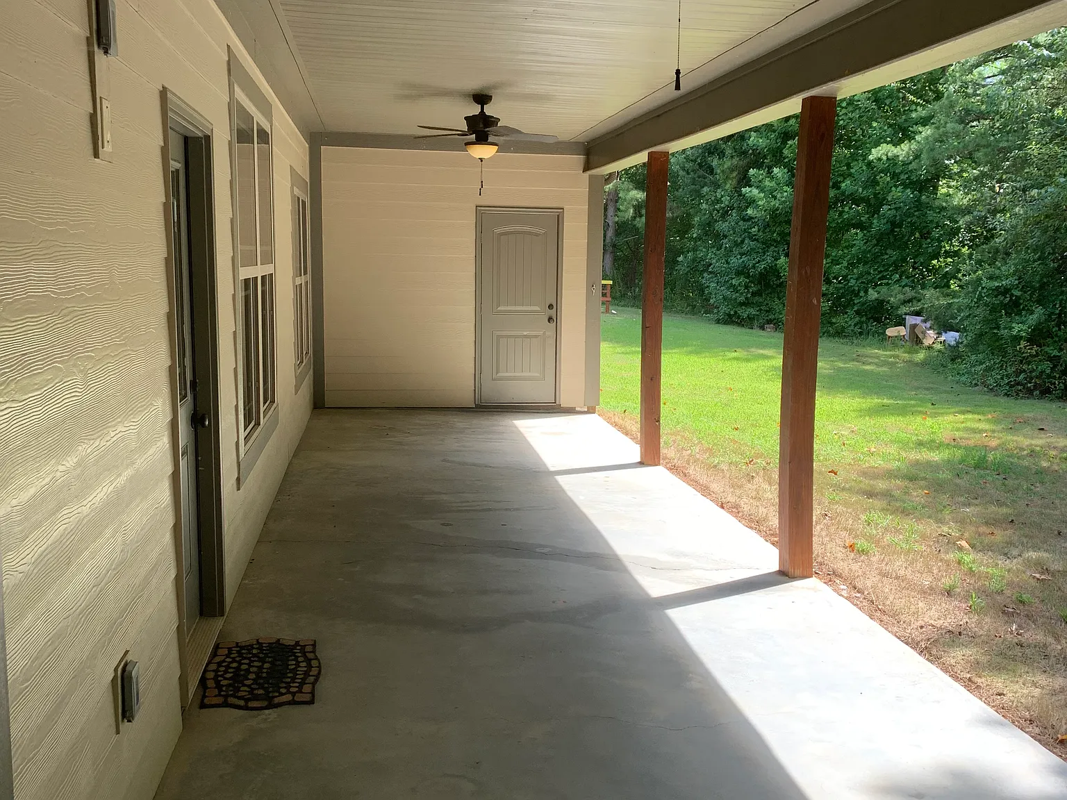 4 bed, 1692 sqft, $2,800 — Photo 2