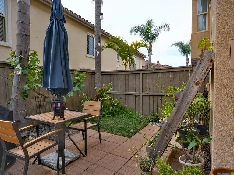 2649 Bellezza Dr — Photo 32