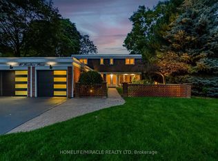 10 Heather Pl, Brampton, ON L6S1E8