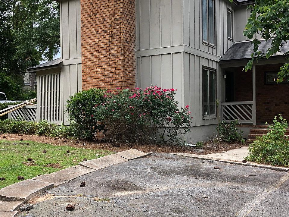 1st image of 287 Westbrooke Dr