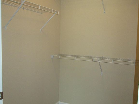 4th image of 1561 Passage Dr
