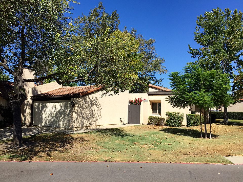 1st image of 91 Los Verdes Dr