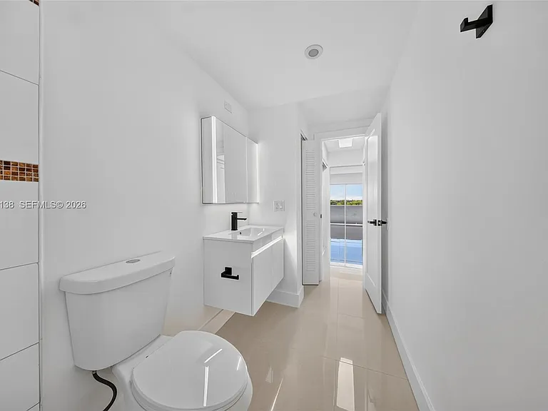 9351 Fontainebleau Blvd #B415 — Photo 24